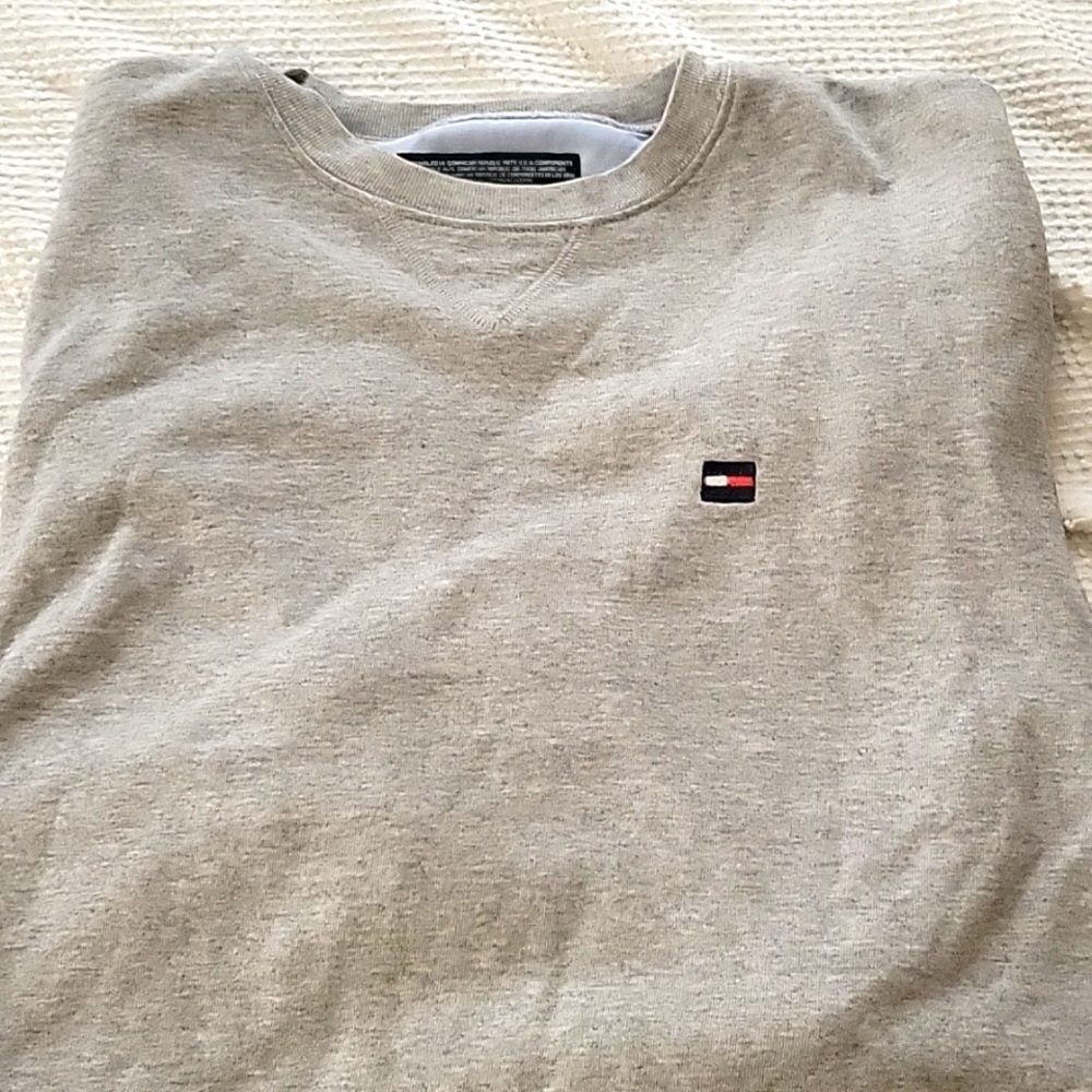 Tommy Hilfiger sweatshirt